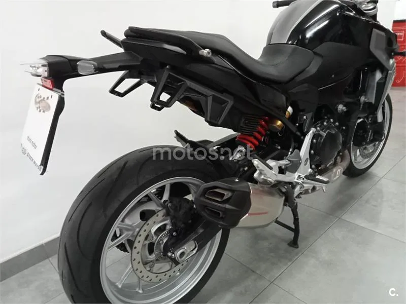 BMW F 900 R – Vista 9