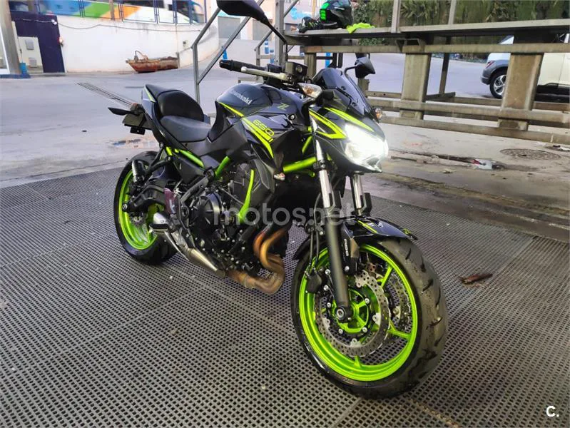 Kawasaki Z 650 – Vista 2
