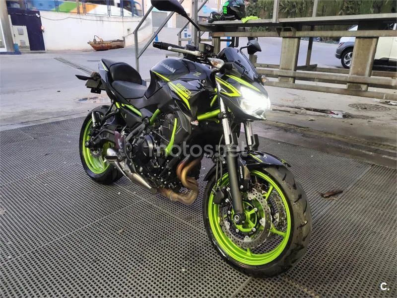 Kawasaki Z 650 – Vista 4