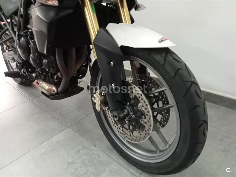 Triumph Tiger 800 XC – Vista 11