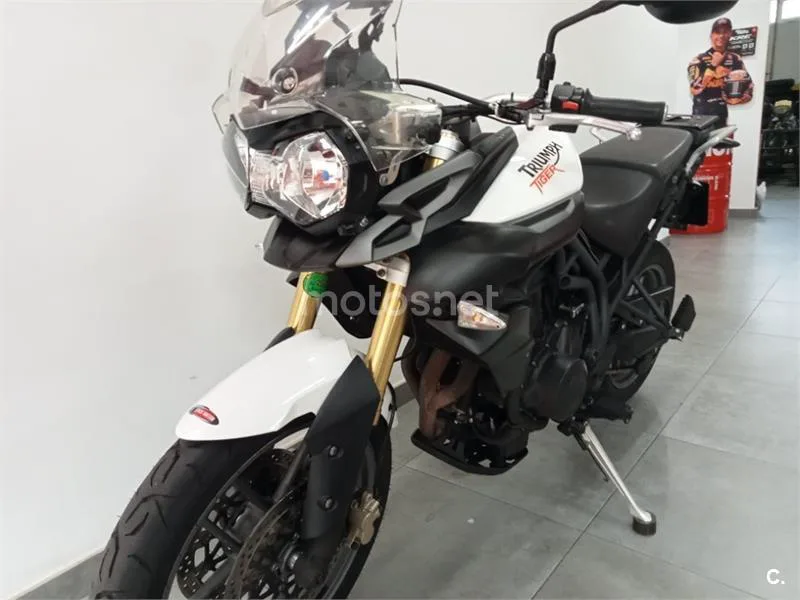 Triumph Tiger 800 XC – Vista 3