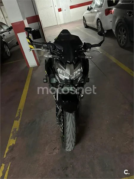 Kawasaki Z 900 – Vista 5