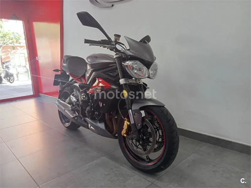 Triumph Street Triple – Vista 9