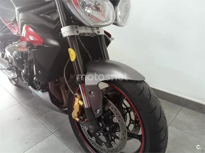 Triumph Street Triple – Vista 10