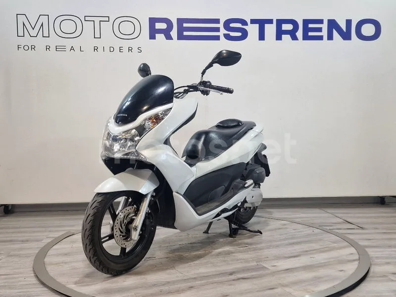 Honda PCX 125 – Vista 5