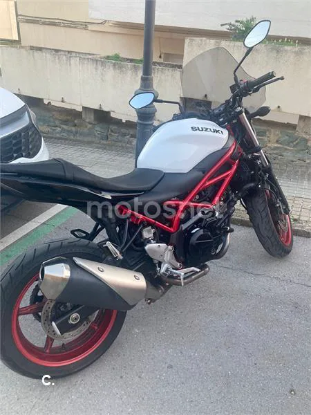 Suzuki SV 650 – Vista 3