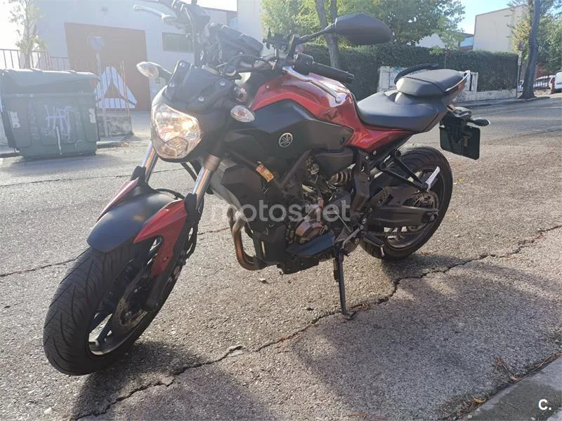 Yamaha MT-07 – Vista 4