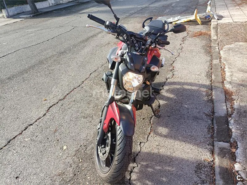 Yamaha MT-07 – Vista 6