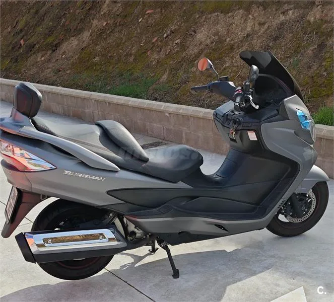 Suzuki Burgman 400 – Vista 3