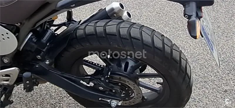 Triumph Scrambler 400 X – Vista 10