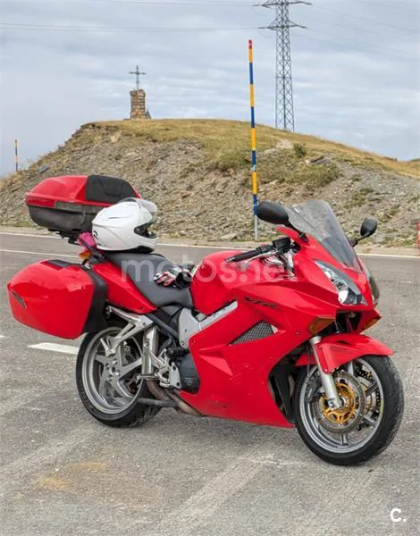 Honda VFR 800 FI – Vista 2
