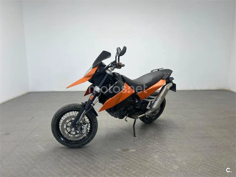 KTM 690 SMC R – Vista 4