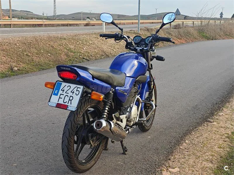Yamaha YBR 125 – Vista 8