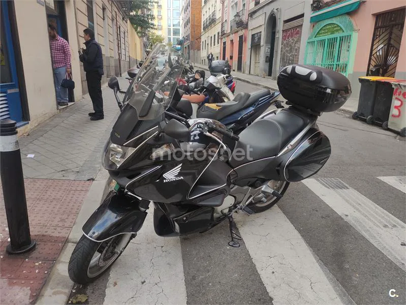 Honda NT 700 Deauville – Vista 3