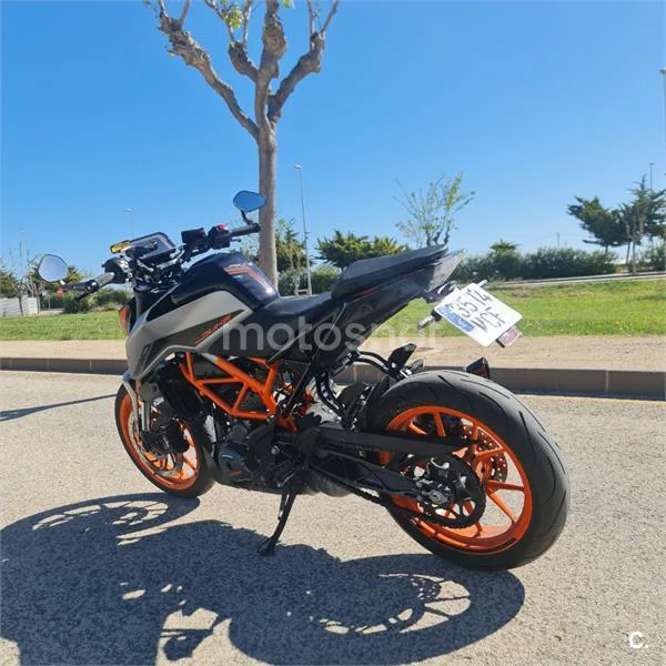 KTM 390 – Vista 3
