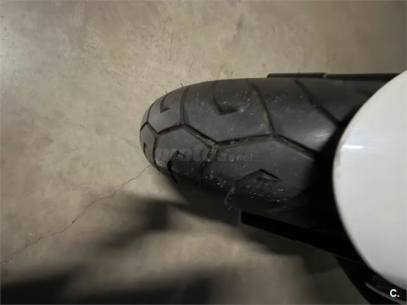 Kymco Super Dink 300i – Vista 7