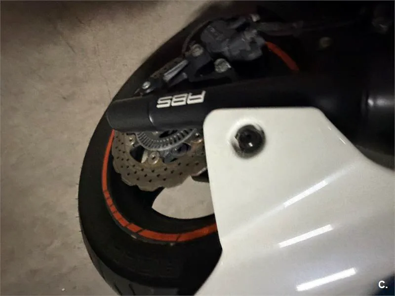 Kymco Super Dink 300i – Vista 10