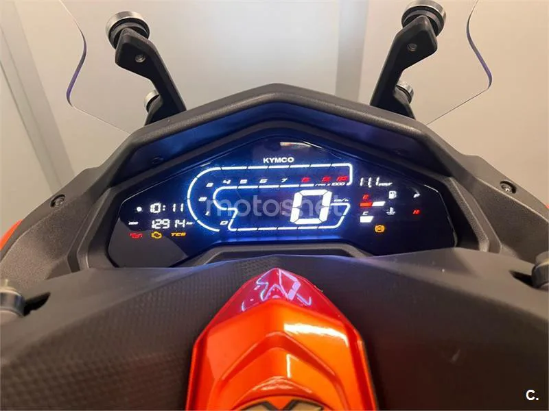 Kymco DTX 360 – Vista 5