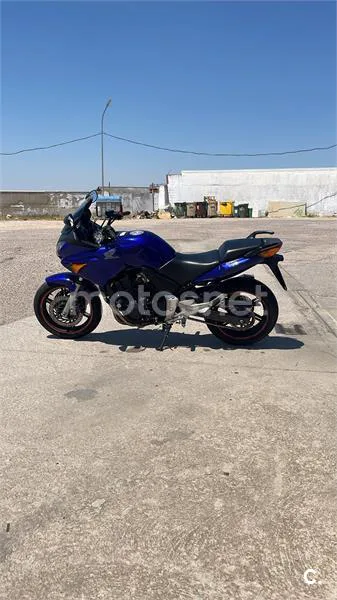 Honda CBF 600S – Vista 8