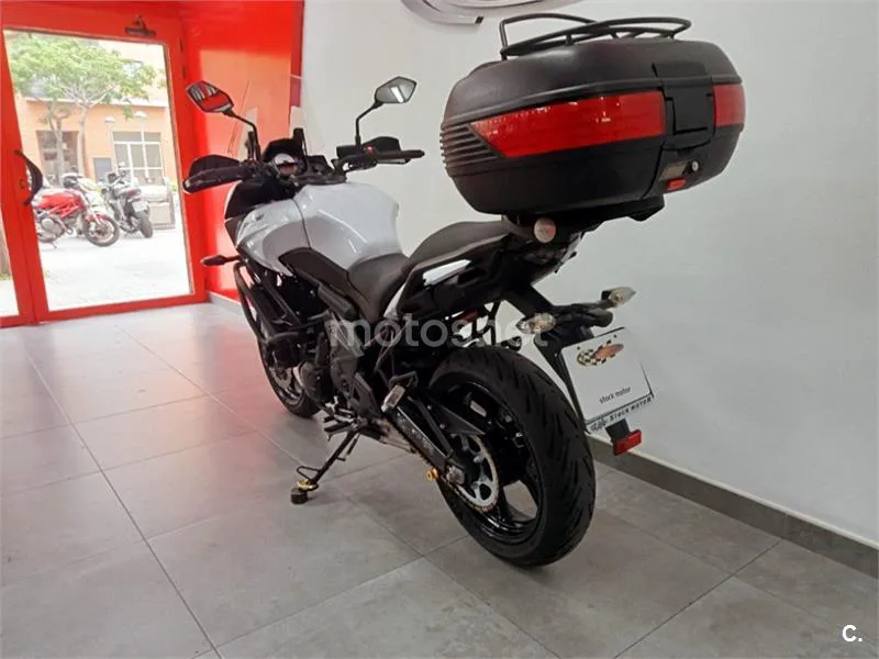 Kawasaki Versys – Vista 5