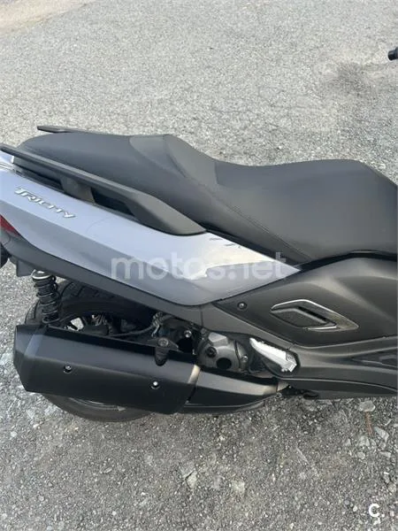 Yamaha Tricity – Vista 6