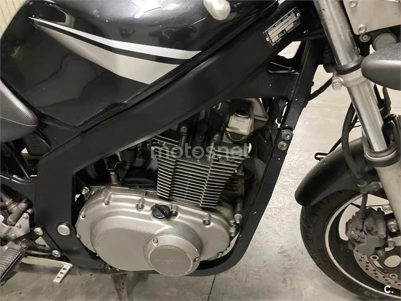 Suzuki GS 500 – Vista 7