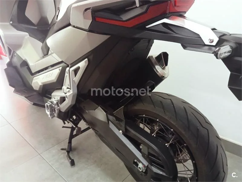 Honda X-ADV – Vista 6