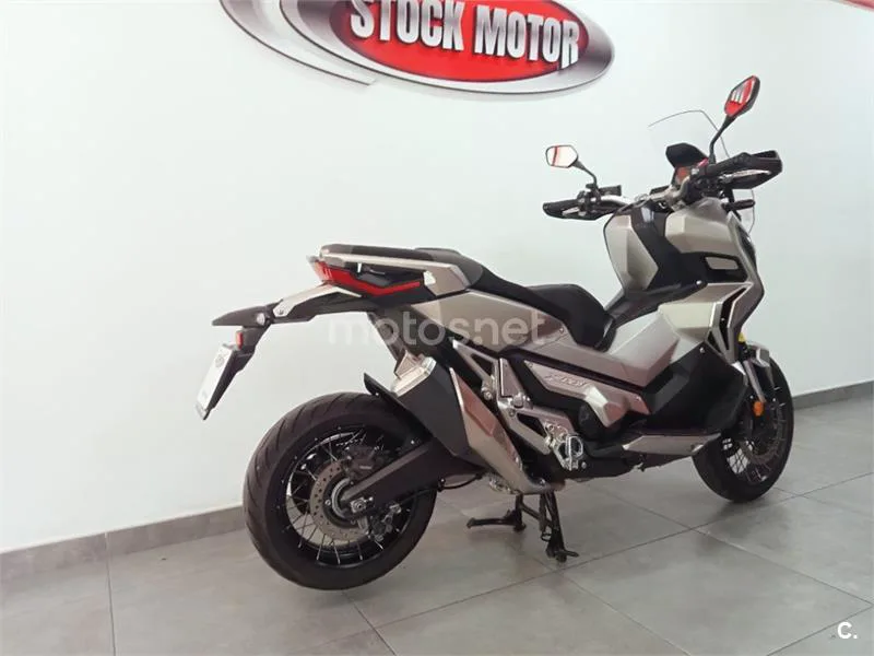 Honda X-ADV – Vista 8