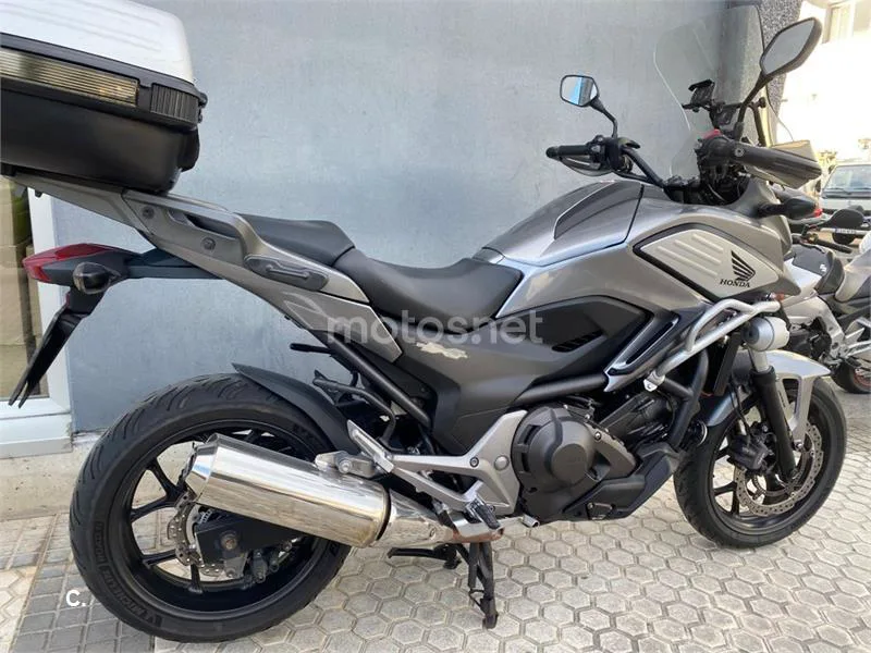 Honda NC 750 – Vista 4
