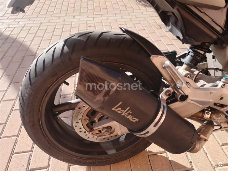 Honda CB 600 F – Vista 3