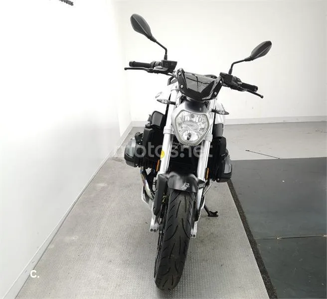 BMW R 1200 R – Vista 16
