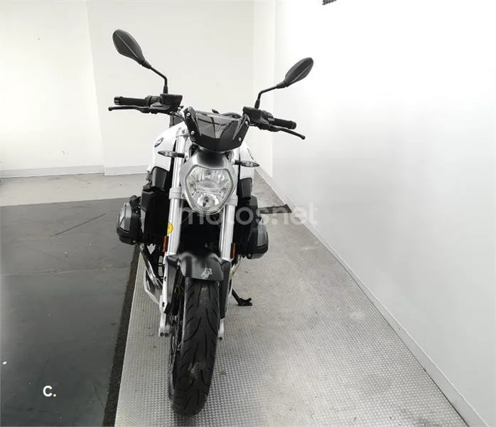 BMW R 1200 R – Vista 3