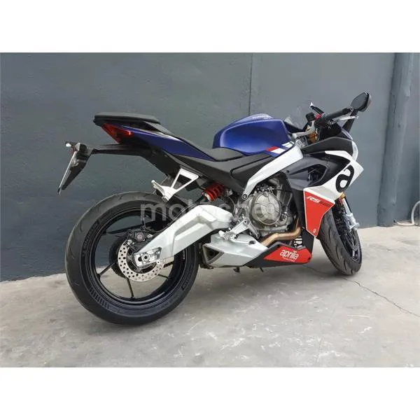 Aprilia RS 660 – Vista 7