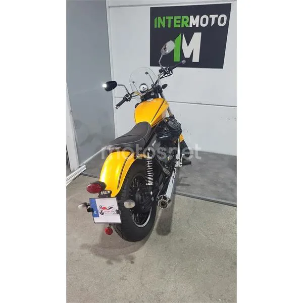 Moto Guzzi V9 – Vista 5