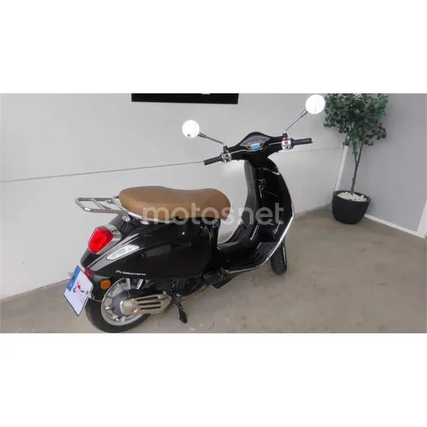 Vespa Primavera – Vista 8