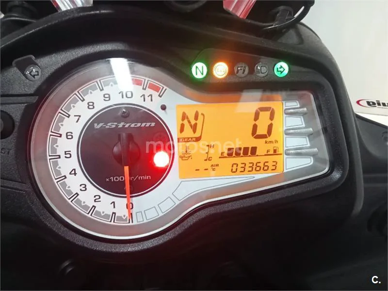 Suzuki V-Strom 650 – Vista 12