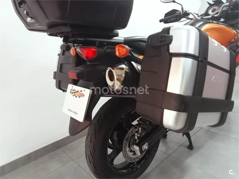 Suzuki V-Strom 650 – Vista 9