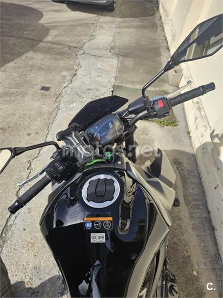 Kawasaki Z 900 – Vista 5