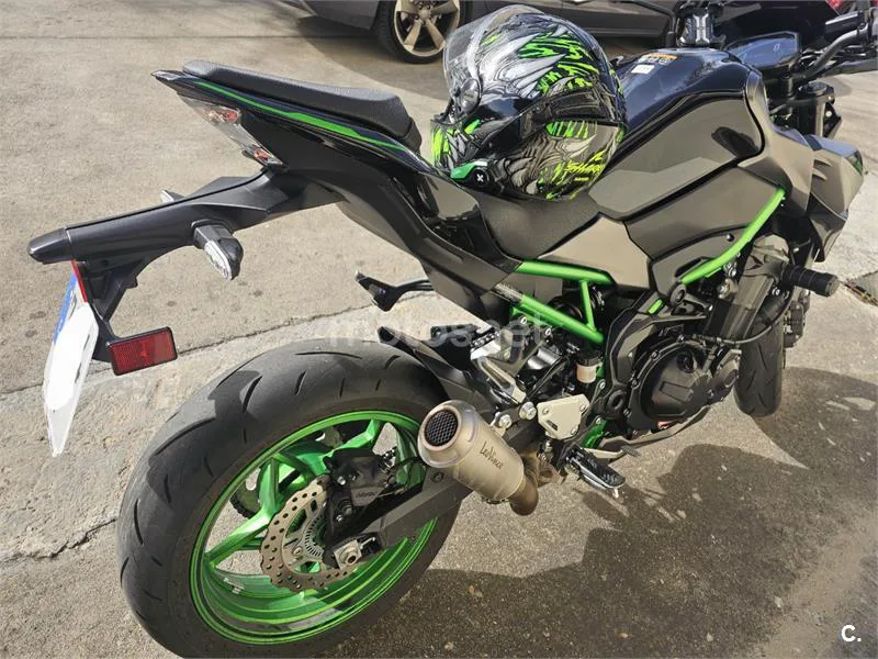 Kawasaki Z 900 – Vista 6