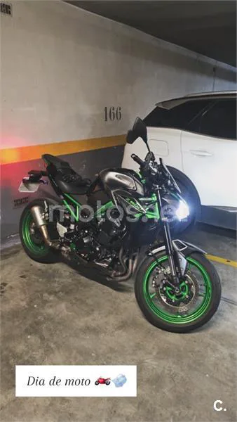 Kawasaki Z 900 – Vista 7