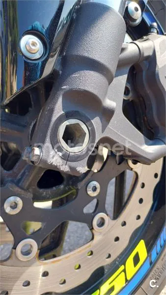 Suzuki GSX-S750 – Vista 19