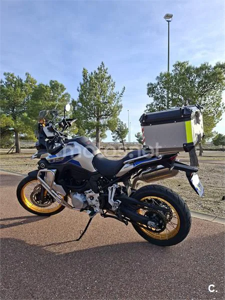 Voge 900DSX – Vista 7