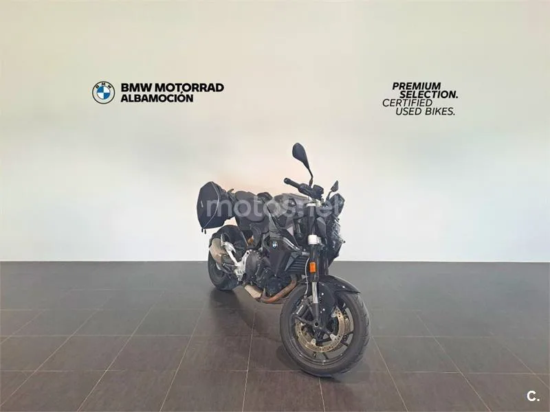 BMW F 900 R – Vista 4