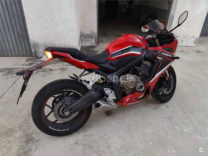 Honda CB 650 R – Vista 3