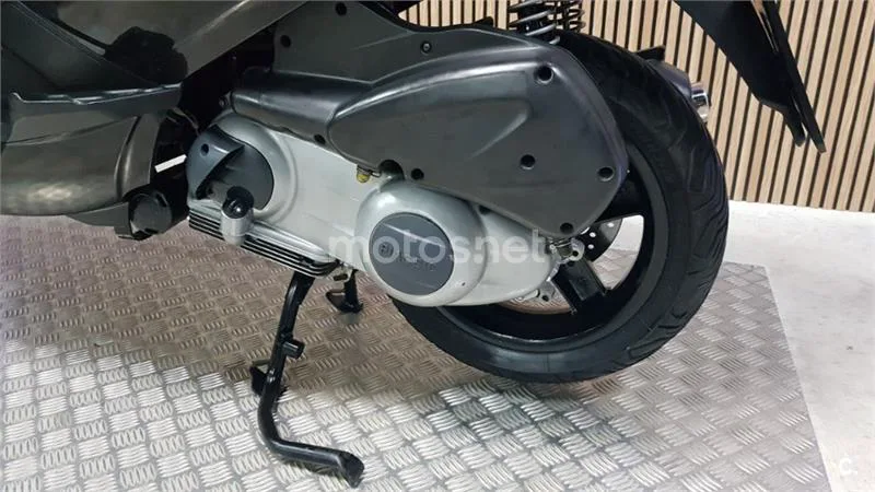 Piaggio X7 Evo 300 – Vista 23