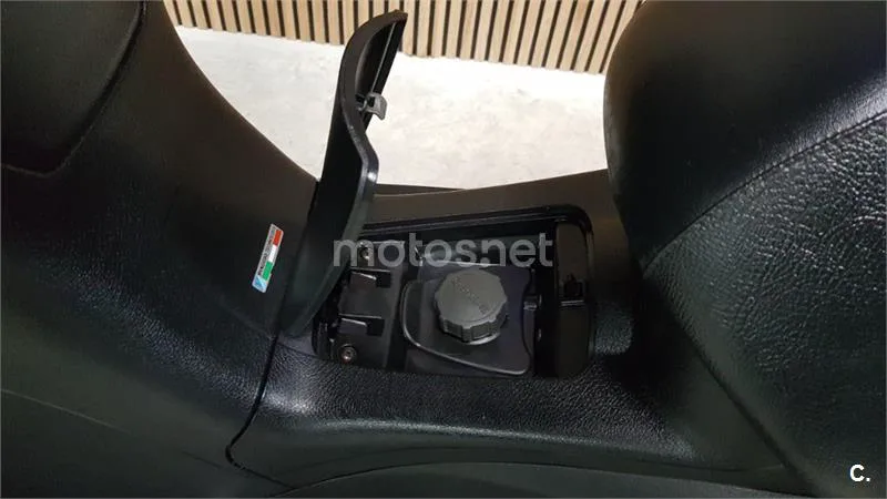 Piaggio X7 Evo 300 – Vista 28