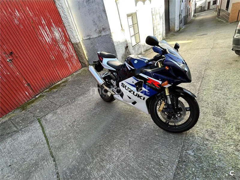 Suzuki GSX R750 – Vista 3