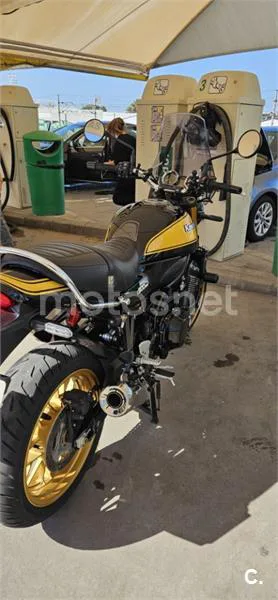 Kawasaki Z900RS – Vista 4