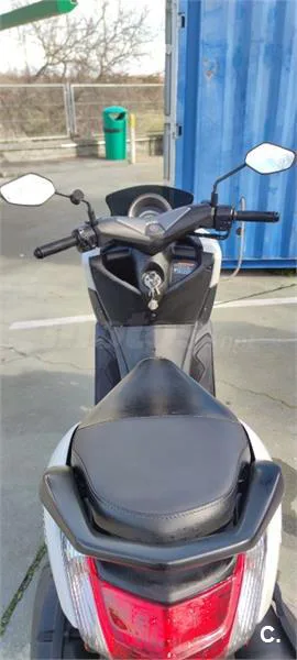 Yamaha NMAX – Vista 6