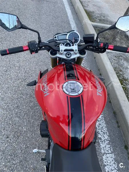 Triumph Street Triple – Vista 4